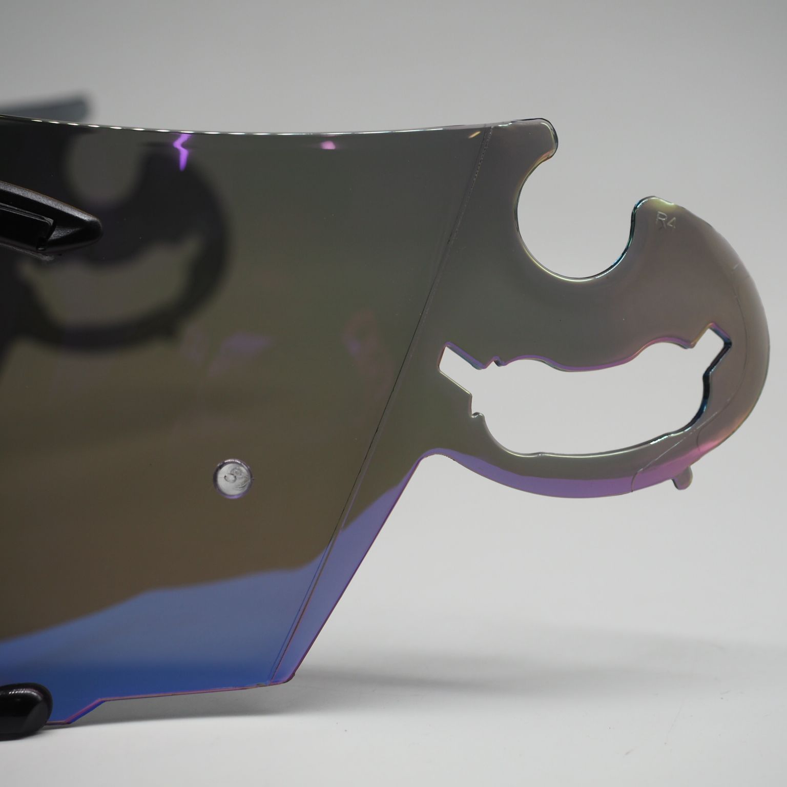 Helmet Visor for AR and AI RR4 - Face Mask Storage Box reseña y precio